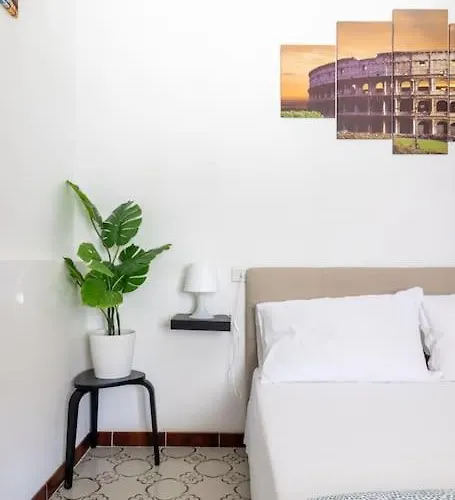 Appartement Casa Gemelli - Metro Per Il Centro Di - *